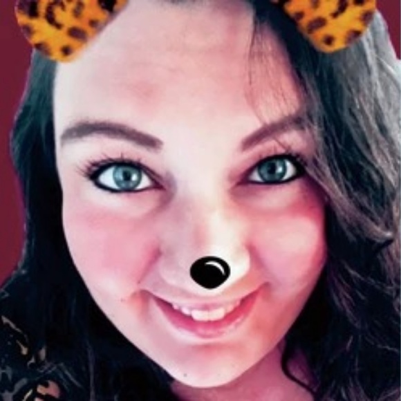 Meet your Posher, Ruthie - Picture 5 of 12